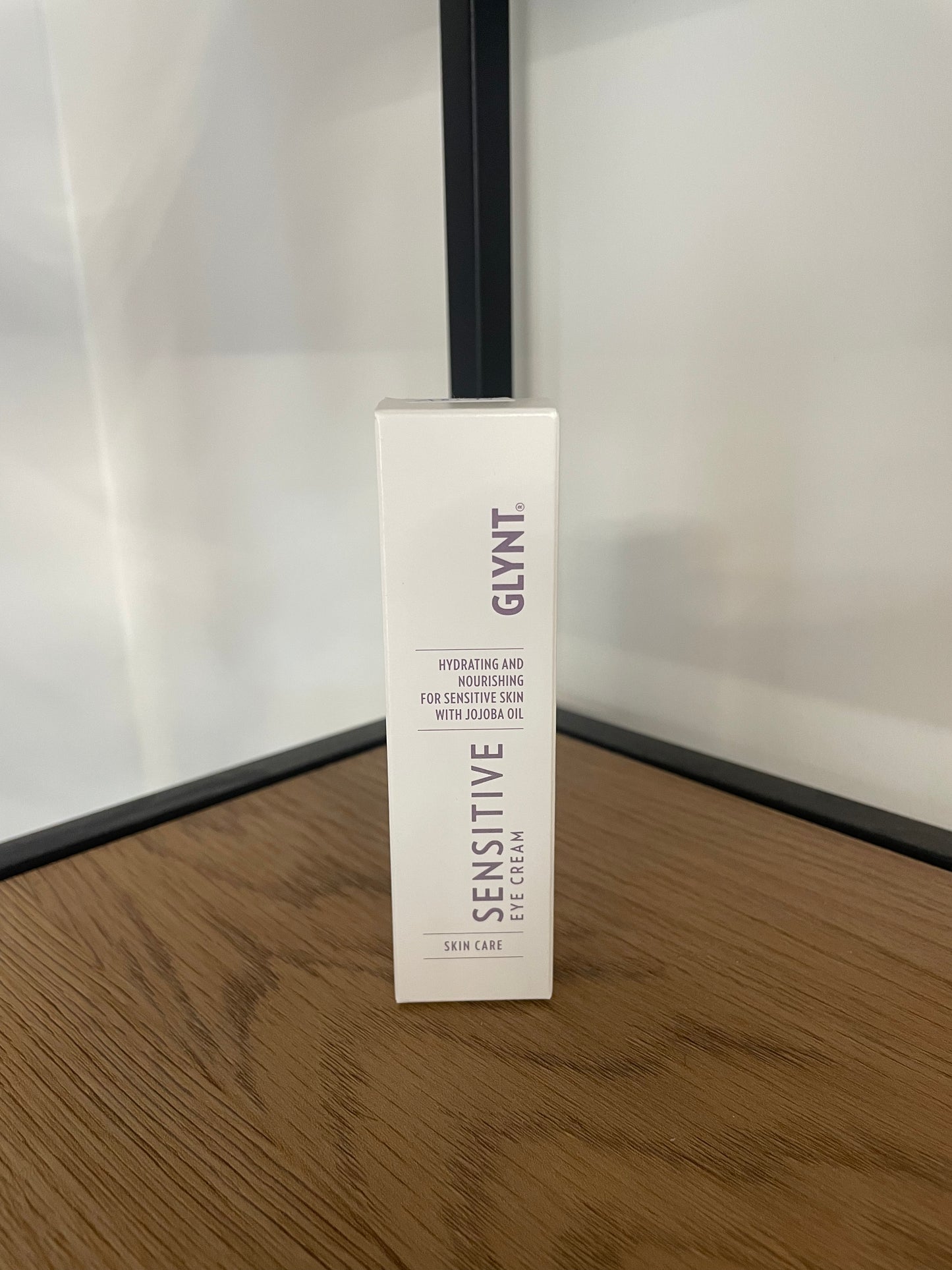 SENSITIVE eye cream
